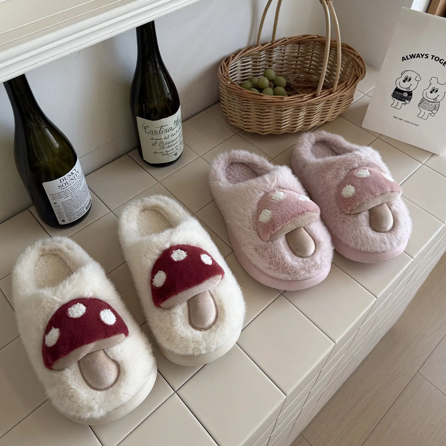 Cute Winter Home Warm Mushroom Slippers Indoor Soft Sole Fleece Lined Anti‑Slip Thick Sole Slippers New Year Gift Plush Slippers