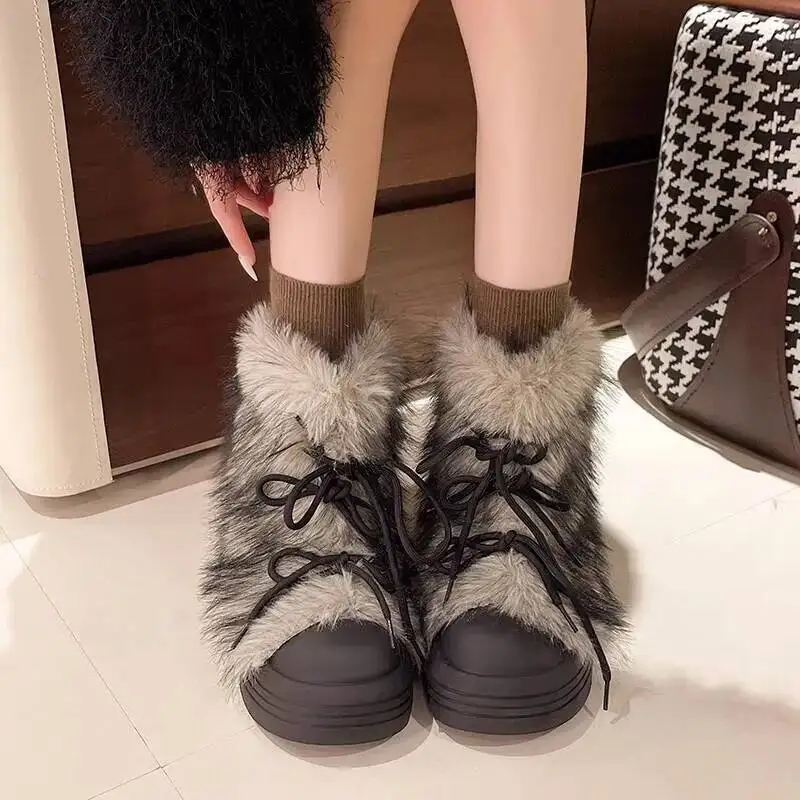 

Fur Boots Women 2025 Winter New Short Snow Boots Women Thickened Fleece Furry Platform Design Warm Outdoor Cotton Shoes