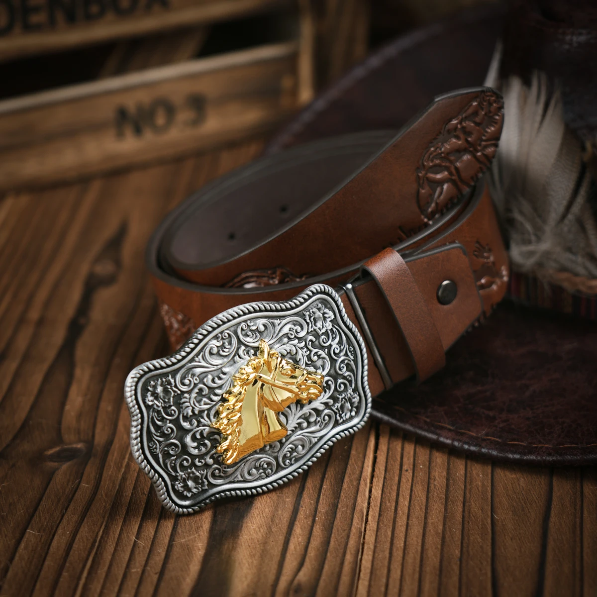 Ein lässiger, individueller Retro-Gürtel, Kleidungsaccessoire im Western-Stil, Metallschnalle, PU-Gürtel, geeignet für Männer und Frauen. – Detail 4