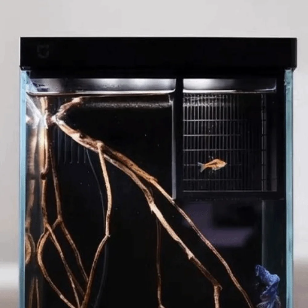 Hangable Guppy Breeding Box Ventilated Durable Aquarium Breeder Box Permeable Floating Hatching Box Fish Tank Isolation Box