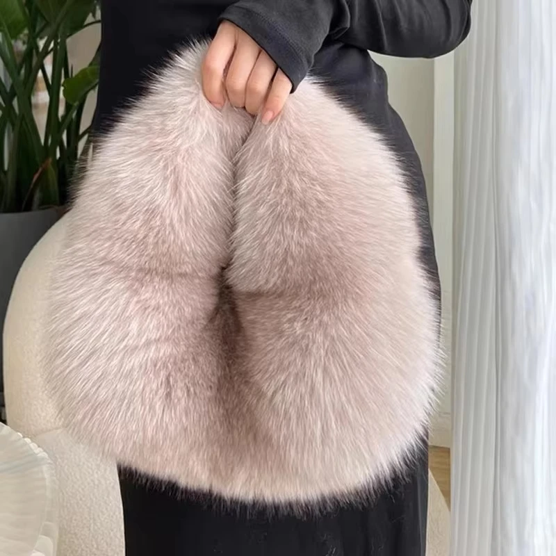 

Fashion Soft Plush Half Moon Bags for Women Designer Fluffy Faux Fur Lady Handbags Luxury Small Tote Female Winter Purses