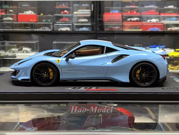 BBR 1/18 For Ferrari 488 Pista Resin Diecast Model Car Simulation Toys Gifts Hobby Display Collection Plata Blue White La Flower