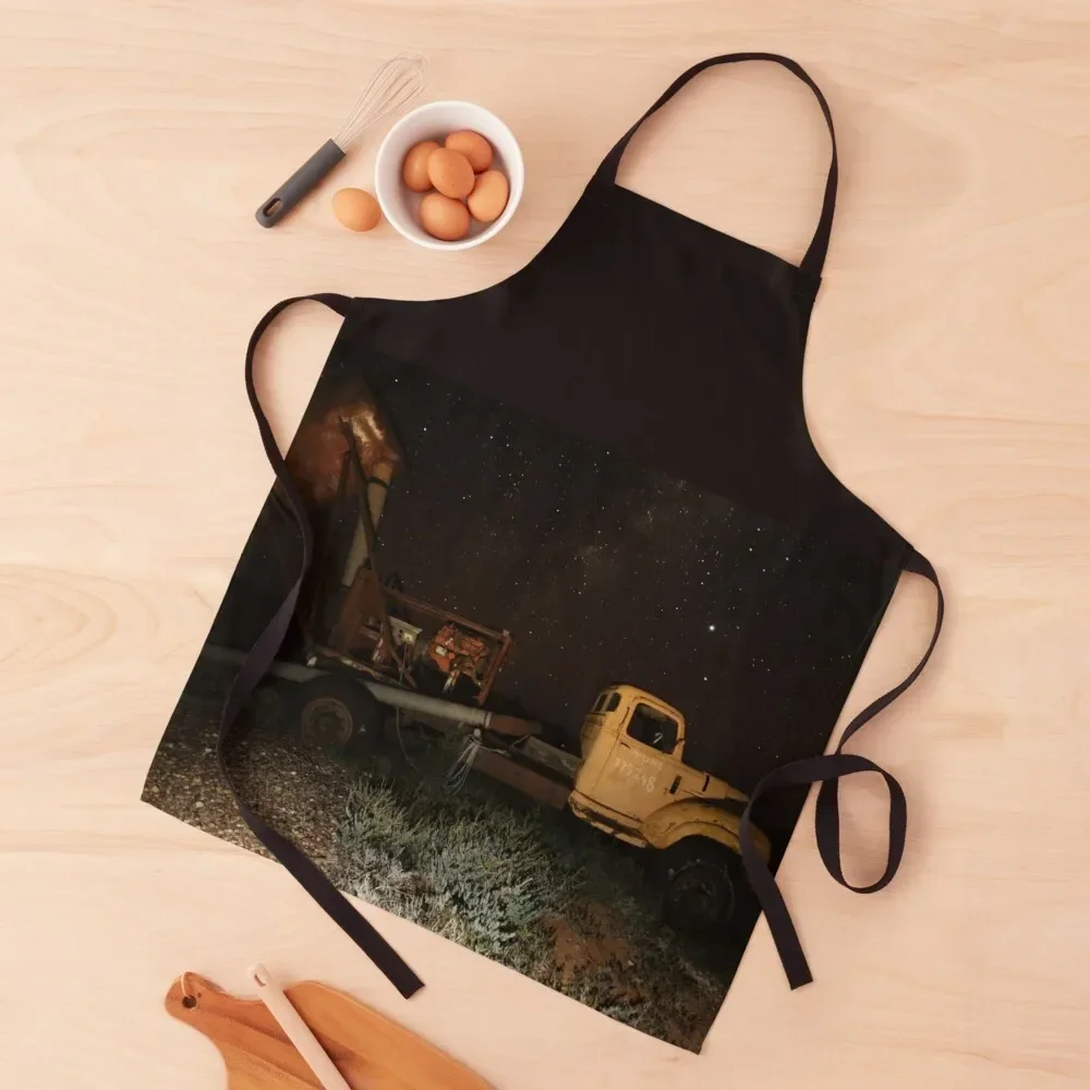 Old Truck Starry Outback Australia Apron Kitchen Supplies Chef Uniform Women Apron