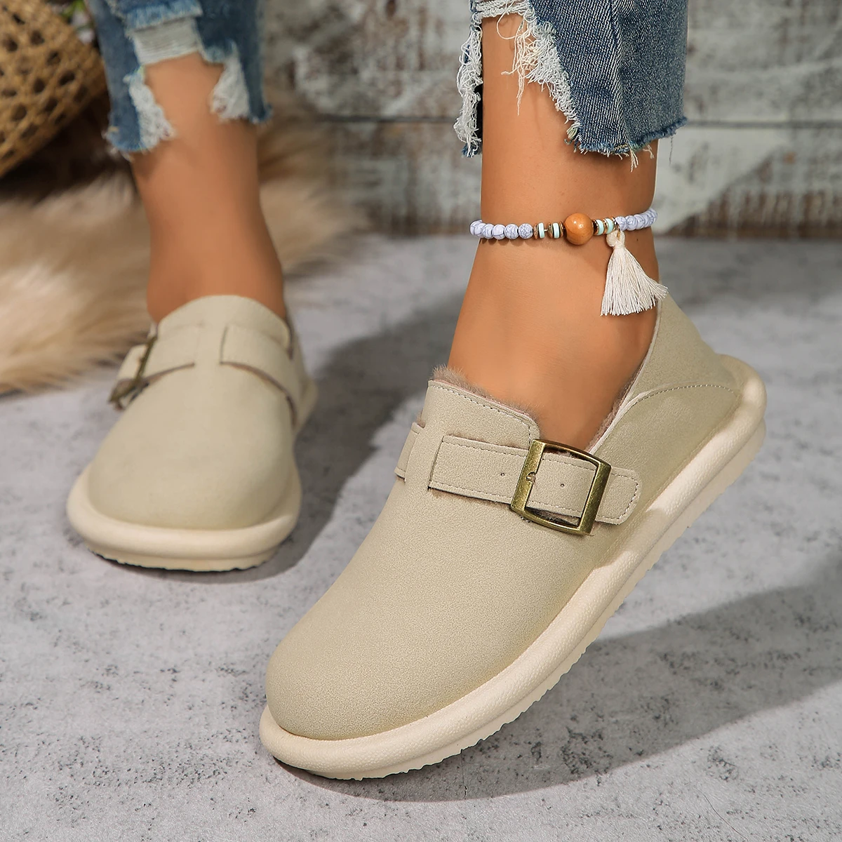 Women Flat Sneakers Suede Round Toe Fashion Loafers Comfortable Spring and Autumn Shallow Sneakers Designer Shoes for Women