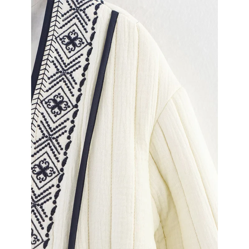 Veste femme ethnique motif brodé garniture contrastée Trafizaran automne hiver porter décontracté vêtements de voyage femme vêtements