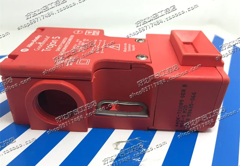 Original genuine AB safety limit switch Trojan5 440K-T11089 spot special price