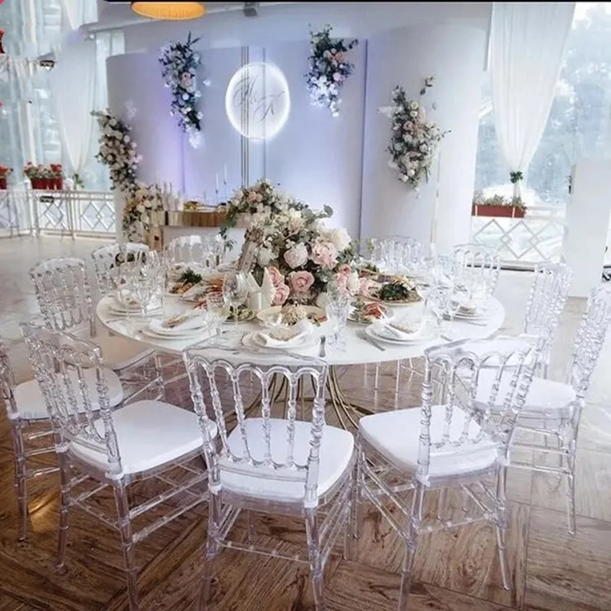 24pcs)Acrylic Transparent Crown Chiavari Crystal Dining Chairs for Wedding