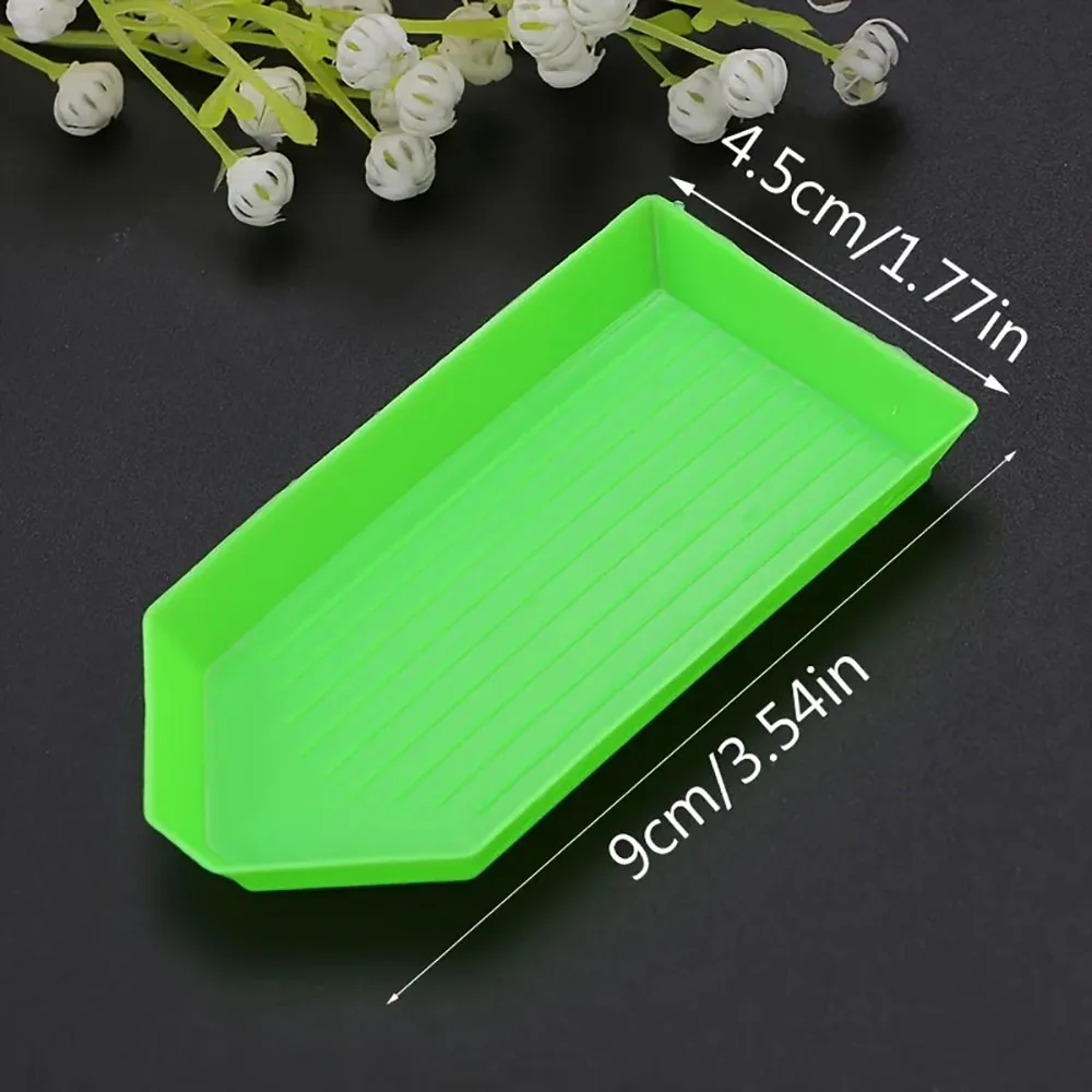 6 Pack Diamond Painting Beads Organizer Tray, Clear Plastic Multi-Compartment Storage Box , Suitable for 5D DIY crafts.
