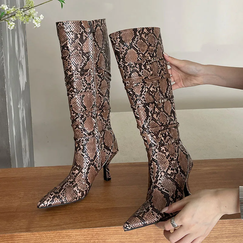 New Female Designer Snakeskin Footwear Knee High Boots For Women Fashion Modern Ladies Long Boots With Heels Shoes Leopard Print