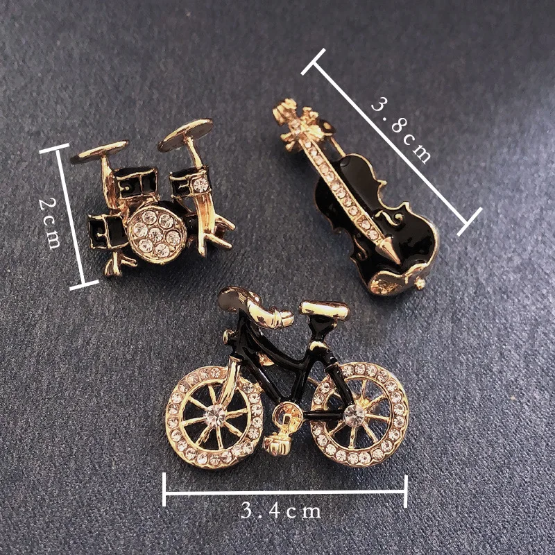 

Новая велосипедная брошь из сплава со стразами на груди, цветок, музыкальный инструмент, мультяшное масло, персонализированный аксессуар для костюма