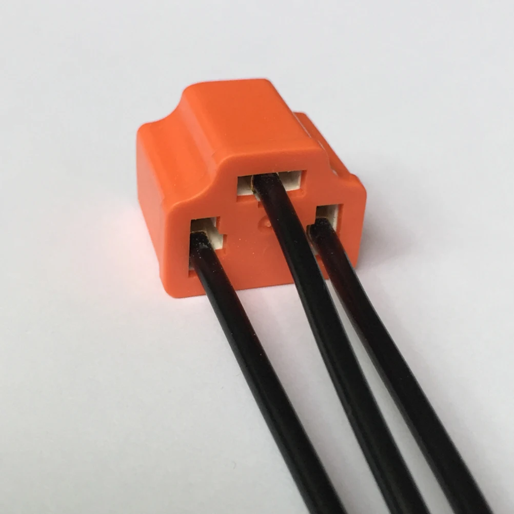 

2Pcs Ceramic Relay Socket Base Holder Auto Headlamp Relay 12V 10A Relay Universal Relay for Auto Car