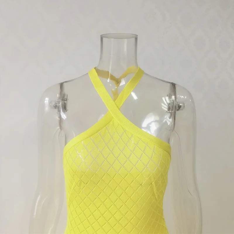 女性の背中の開いたハイスリットロング包帯ニットドレスかぎ針編みビキニカバーアップセクシーなオフショルダー夏水着女性水着