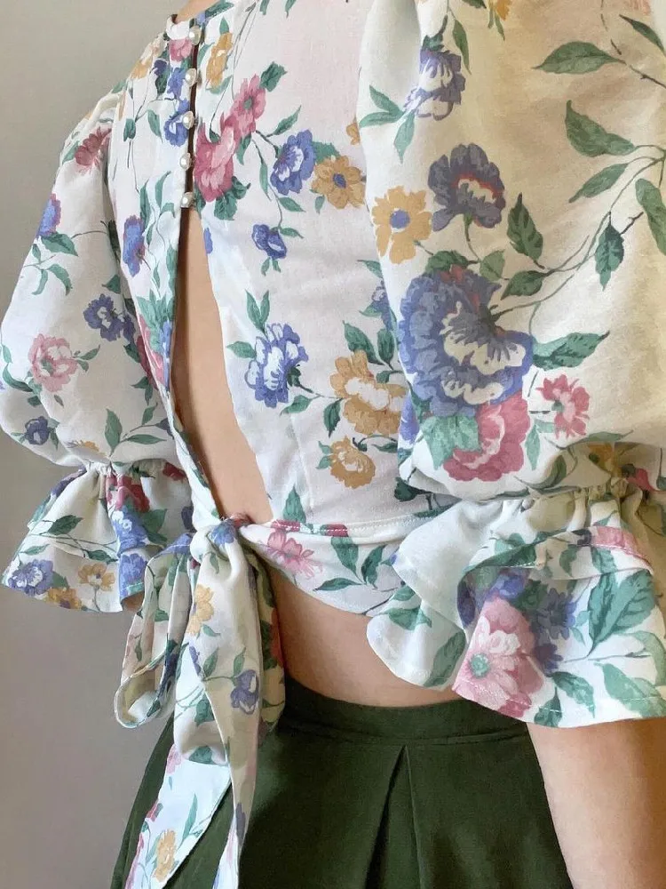 Retro French Style Flower Print Square Collar Shirt Open Buttons Tie Bow Back Backless Puff Sleeve Cropped Blouse Tank Tops