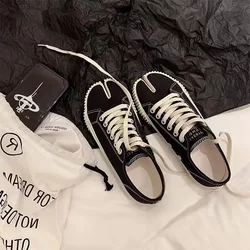 Women's 2024 spring Training Black split toe biscuit lace-up Sneakers Korea y2k Designer Student canvas flat casual canvas shoes