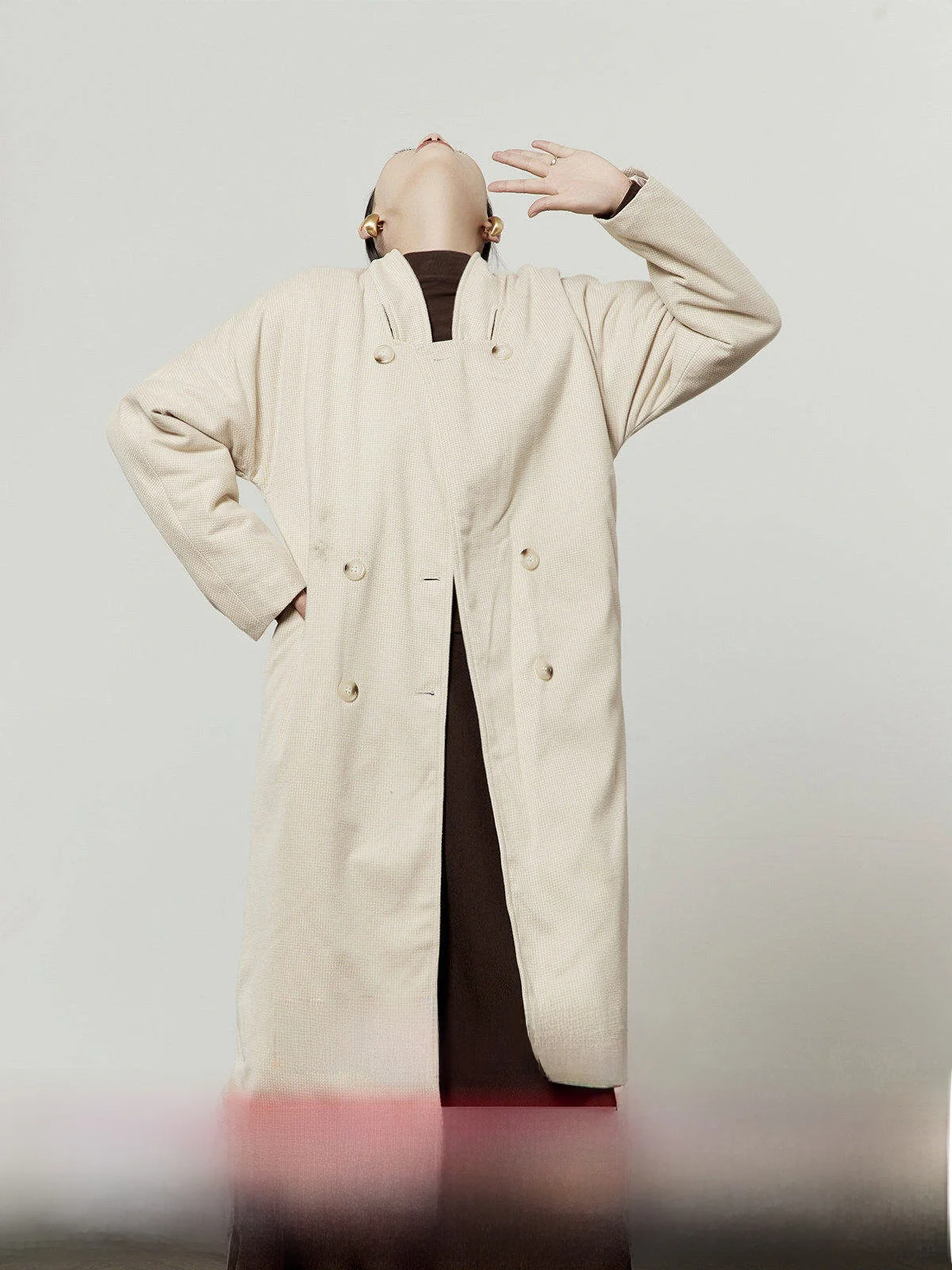 

Стильное повседневное шерстяное пальто цвета хаки для женщин, новинка 2025 года, универсальная свободная ветровка прямого кроя с длинными рукавами