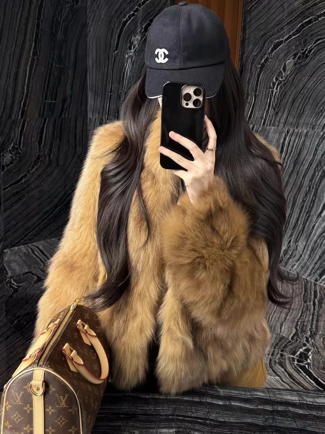 

Faionable Fur Coat Women's Winter New Sle Inteated Skin Fur Warmth Long Sve Zipper Closure Straight Cut Outfit