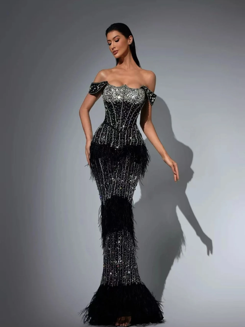 Crystals High-end Mermaid Fitted Waist Evening Dress Feathered Sexy Low Back Statement Off-the-shoulder Prom Gown Customized