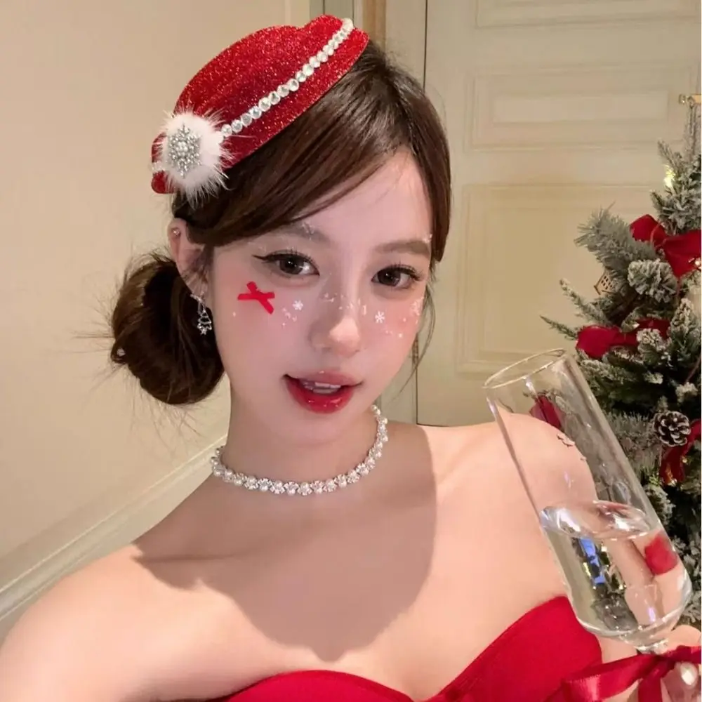 

Elegant Beret Fedoras Hat Hair Clip Formal Hat Velvet Red Top Hat Hairpin Rhinestone Snowflake Fascinator Hat New Year