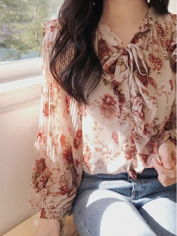 style energetic girl fashion fresh and sweet small floral countryside style pleated lantern sleeve tied chiffon shirt top 56RK