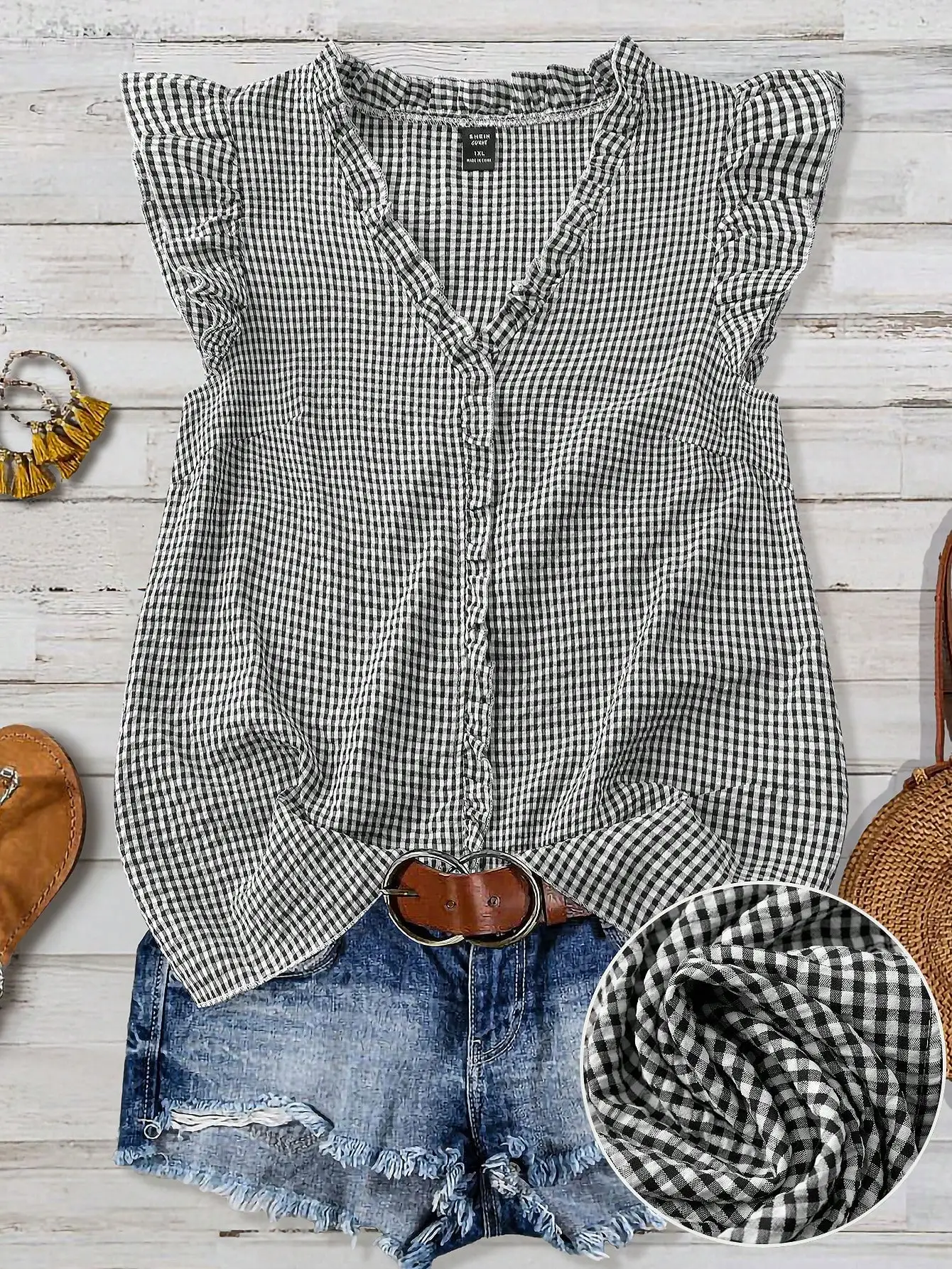 

Plus Size Women Classic Plaid V-Neck Ruffle Trim Puff Sleeve Casual Blouse