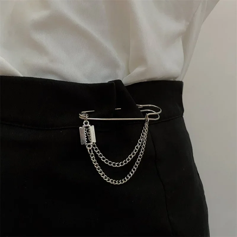 Korean Style Metal Butterfly Chain Brooch for Women Men Suit Decoration Tassel Chain Metal Beads Pin Cloth Jewelry Accessories