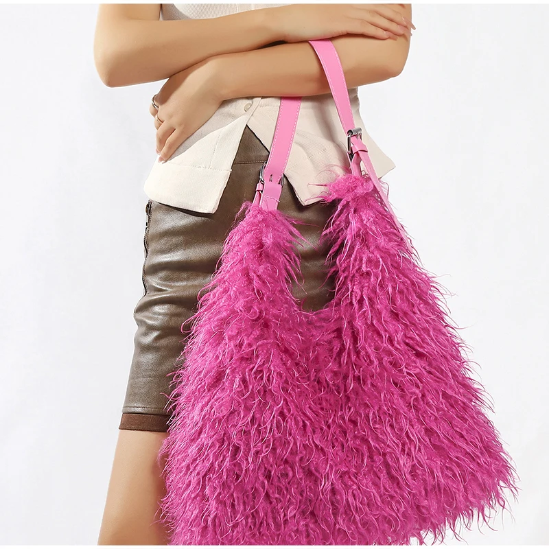 Lange, lockige, flauschige Plüsch-Umhängetasche, Y2k-Mädchenmode, große Damen-Winterhandtasche, einfarbige Tragetasche – Detail 18