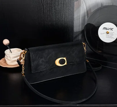 

Высококачественная женская сумка с матовой отделкой | Самый продаваемый винтажный универсальный маленький квадратный модный пригородный кроссбоди