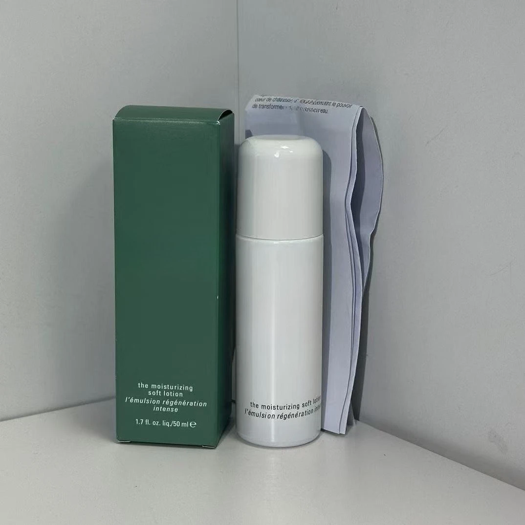 โลชั่นบำรุงผิวเนียนนุ่ม 50 มล. อุปกรณ์แต่งหน้ารุ่นใหม่