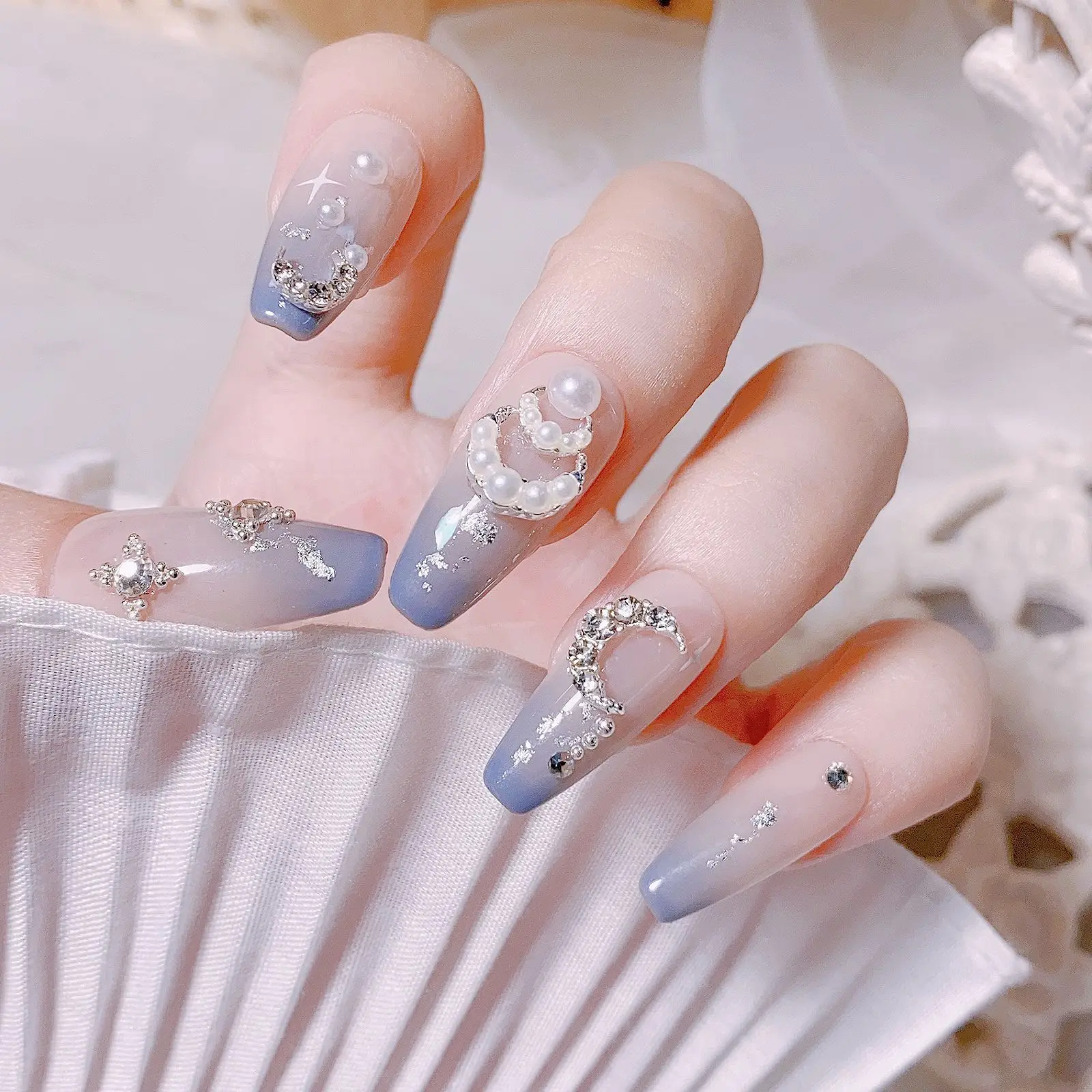 18pcs New nail accessories wholesale diamond pearl Moon light luxury crescent beauty girl metal alloy nail drill DIY nail decora