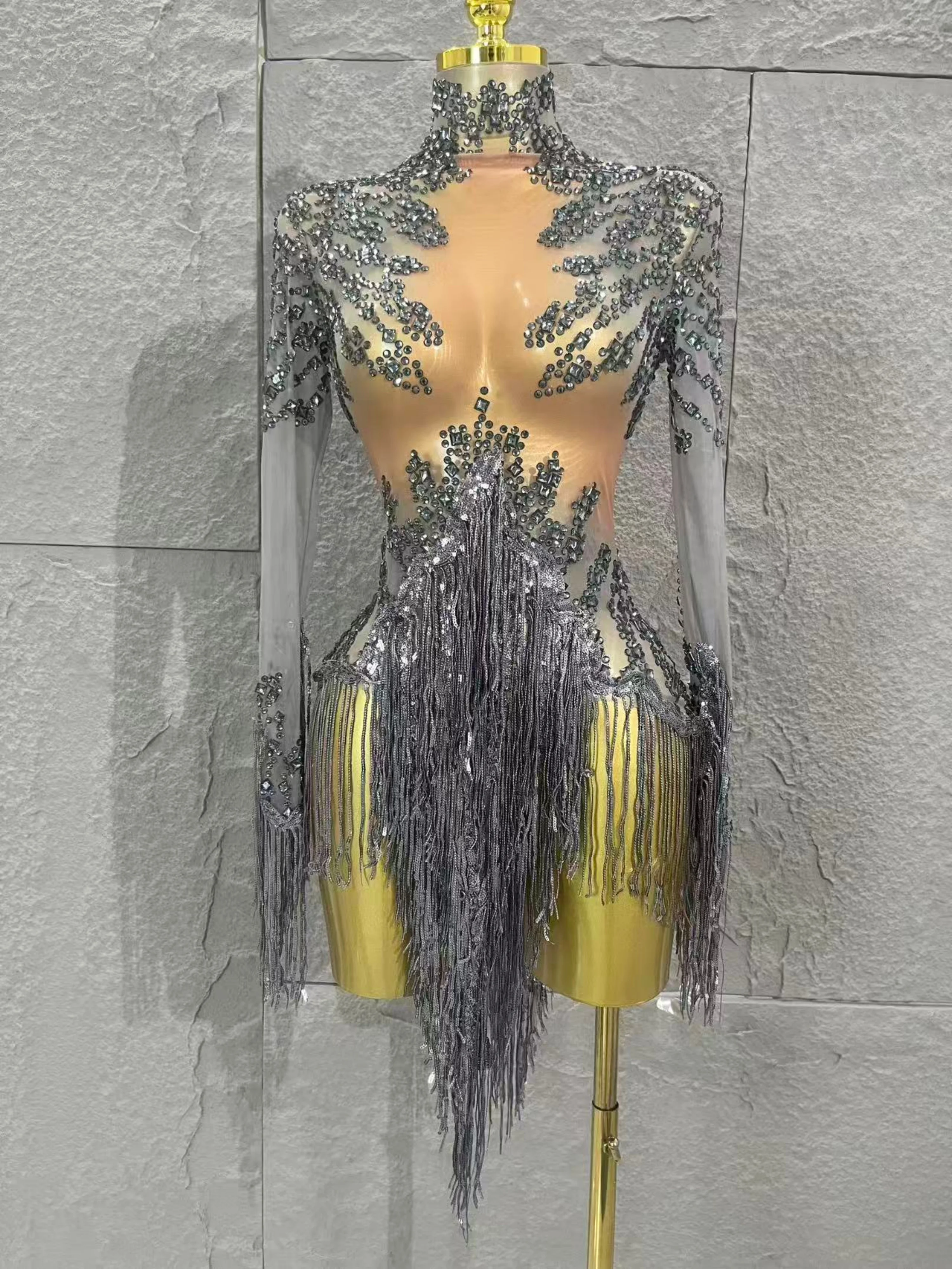 

Роскошное индивидуальное платье с блестящими стразами и кисточками, перспективное платье, вечерние костюмы для ночного клуба, латинского танца, сексуальный сценический костюм для выступлений