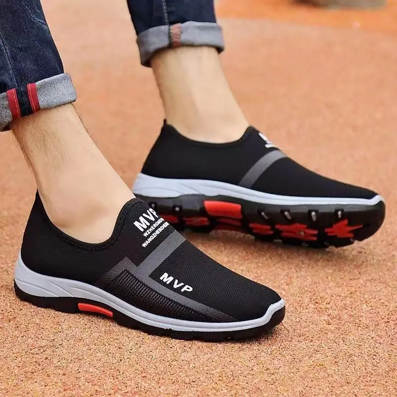 2024 New Men\'s Mesh Light Sports Men\'s Fashion Leisure Lazy Cold Sticky Walking Shoes Breathable and Anti Slip Casual Shoes