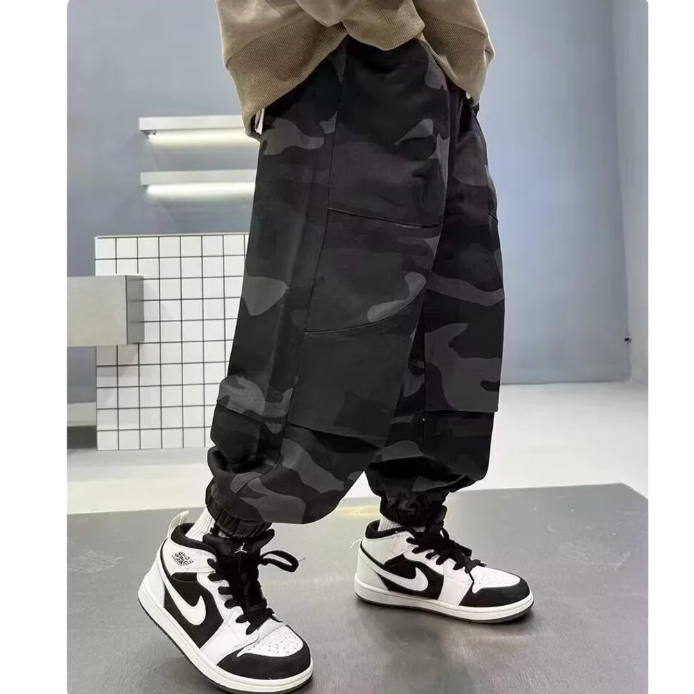 

Повседневные красивые детские брюки с переплетом на щиколотке для мальчиков, камуфляжная рабочая одежда для мальчиков, брюки на весну и осень, новые стили