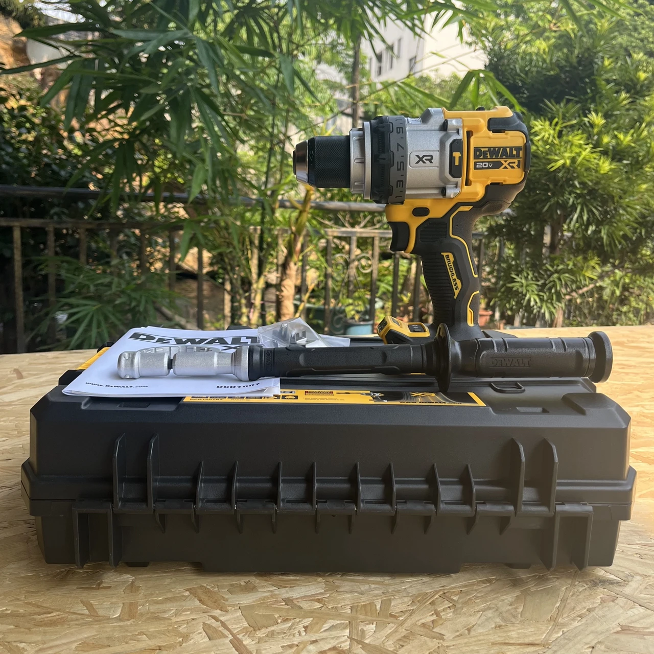 DEWALT DCD1007 ΠΠΈΡΠΈΠ΅Π²Π°Ρ ΡΠ»Π΅ΠΊΡΡΠΈΡΠ΅ΡΠΊΠ°Ρ Π΄ΡΠ΅Π»Ρ 20 Π Π£Π΄Π°ΡΠ½Π°Ρ Π΄ΡΠ΅Π»Ρ Π΄Π»Ρ Π·ΠΈΠΌΠ½Π΅ΠΉ ΡΡΠ±Π°Π»ΠΊΠΈ Ρ Π²ΡΡΠΎΠΊΠΈΠΌ ΠΊΡΡΡΡΡΠΈΠΌ ΠΌΠΎΠΌΠ΅Π½ΡΠΎΠΌ 999 ΠΠ±Π½ΠΎΠ²Π»Π΅Π½Π½ΠΎΠ΅ ΠΈΠ·Π΄Π°Π½ΠΈΠ΅, Π²ΠΊΠ»ΡΡΠ°Ρ ΠΊΠΎΡΠΎΠ±ΠΊΡ DEWALT DCD1007 ΠΠΈΡΠΈΠ΅Π²Π°Ρ ΡΠ»Π΅ΠΊΡΡΠΈΡΠ΅ΡΠΊΠ°Ρ Π΄ΡΠ΅Π»Ρ 20 Π Π£Π΄Π°ΡΠ½Π°Ρ Π΄ΡΠ΅Π»Ρ Π΄Π»Ρ Π·ΠΈΠΌΠ½Π΅ΠΉ ΡΡΠ±Π°Π»ΠΊΠΈ Ρ Π²ΡΡΠΎΠΊΠΈΠΌ ΠΊΡΡΡΡΡΠΈΠΌ ΠΌΠΎΠΌΠ΅Π½ΡΠΎΠΌ 999 ΠΠ±Π½ΠΎΠ²Π»Π΅Π½Π½ΠΎΠ΅ ΠΈΠ·Π΄Π°Π½ΠΈΠ΅, Π²ΠΊΠ»ΡΡΠ°Ρ ΠΊΠΎΡΠΎΠ±ΠΊΡ