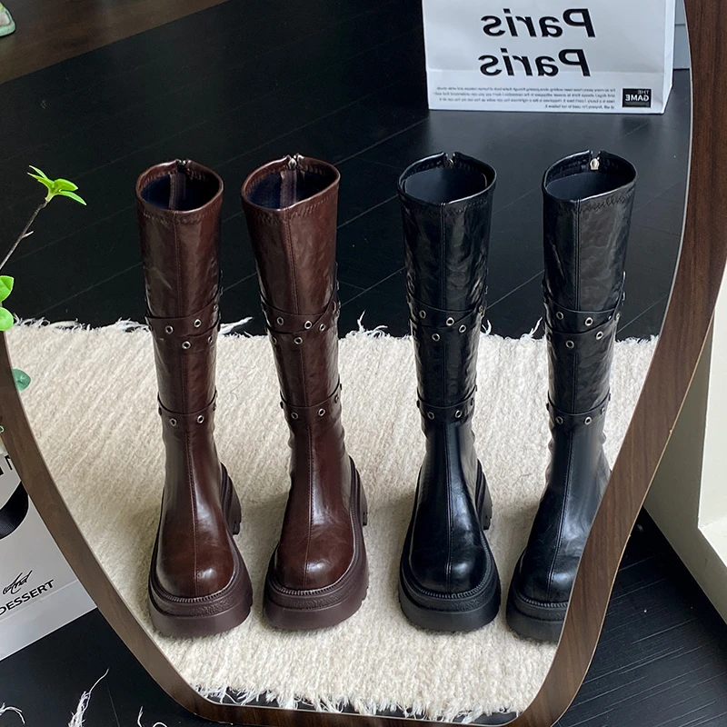 أحذية جديدة لعام 2025 بكعب عالي وحزام بإبزيم وكعب عالي أحذية نسائية بمقدمة مستديرة وسحاب منصة أحذية فارس ЖеСы БТНК