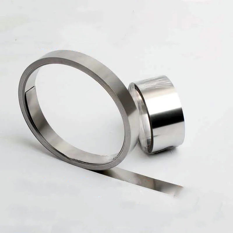 430 رقائق الفولاذ المقاوم للصدأ المغناطيسية 3CR13 شريط فولاذي رفيع الطول: 1 متر السُمك: 0.05 0.1 0.15 0.2 0.3 0.4 0.5 مم