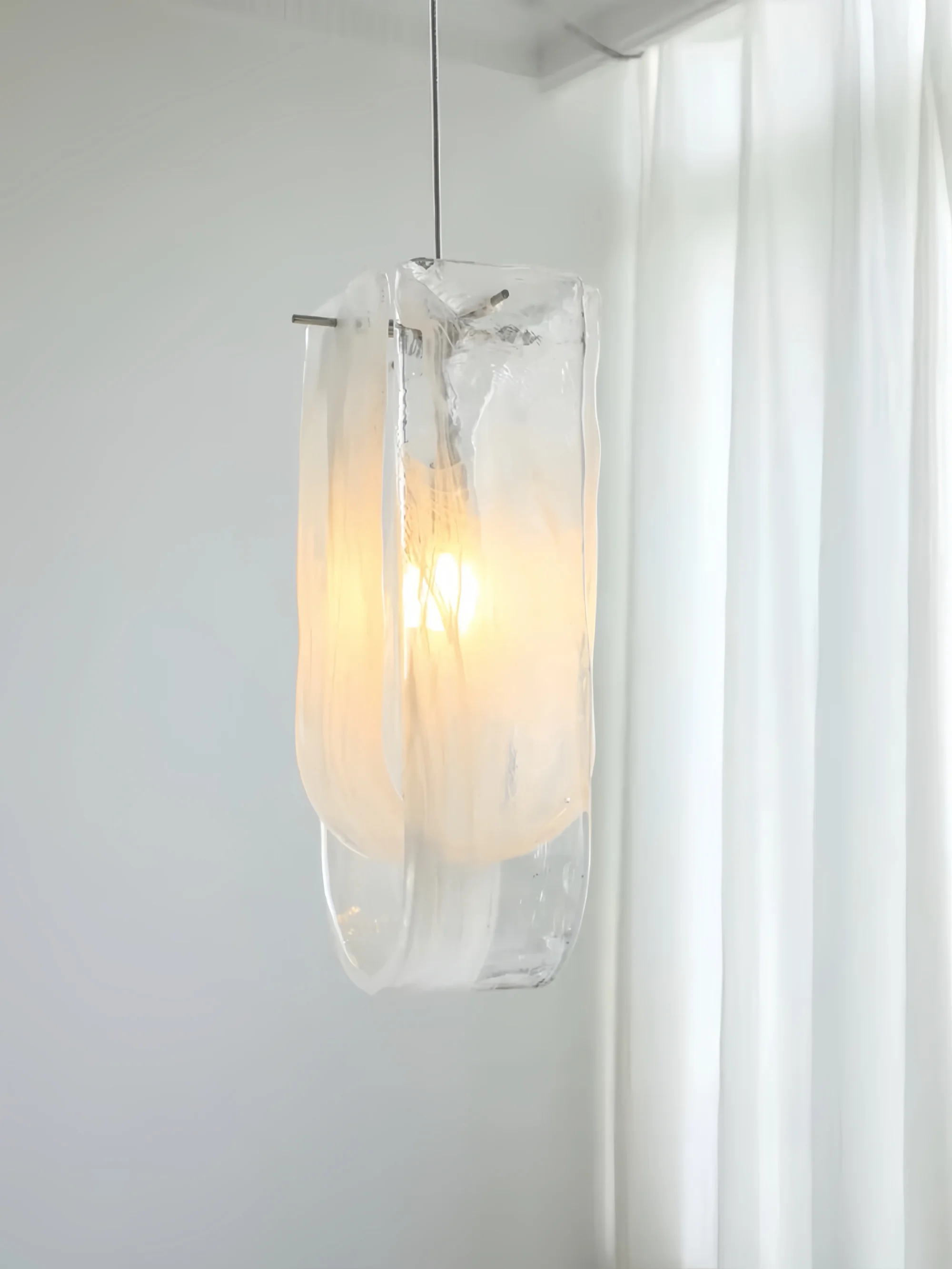 

Postmodern Cloud Glass Hanging Light Indoor Art Decor Chandelier Dining Table Pendant Light Bedroom Parlor Cafe Warm Droplights