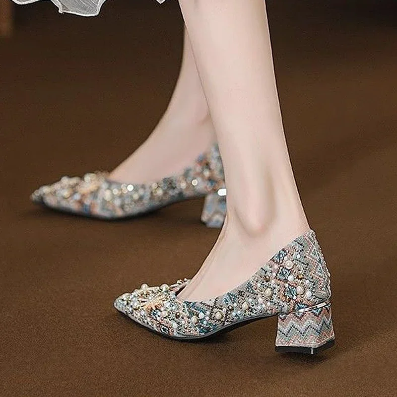 

ZHUOFU Retro Elegant Heel Women's Shoes Ornate Embroidered Pearls Rivet Design gorgeous Lady Shoes Lightweight Shallow Mid heels