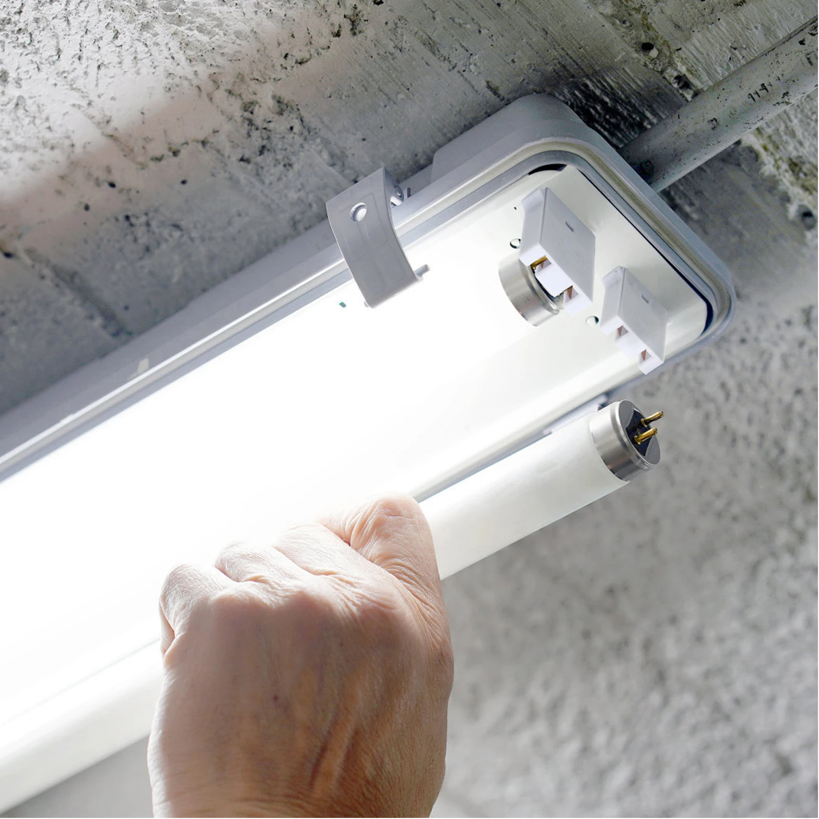 

10pcs Fluorescent Lamp Holder T12 Waterproof Socket Durable Material Easy Installation for Home Office Lighting