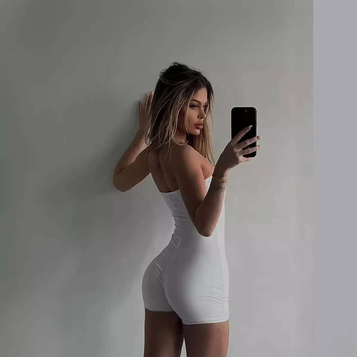 

Sexy Ladies Tight Fit Bal High Waist Butt Lifting Yoga Outdoor Sports Clothes Silk Nine Points Pants mid Waist