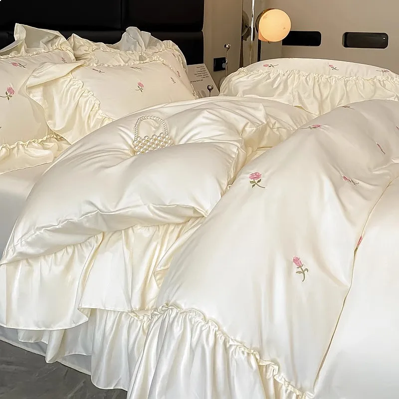 Luxury King Size Bedding Set Duvet Cover Set Silky Soft Ice Silk Summer Comforter Breathable Bed Sheet Set