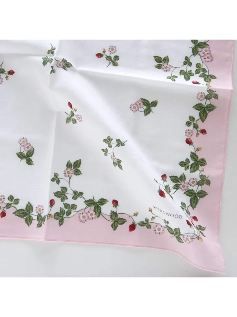 Ladies Japanese Portable Printed Wild Strawberry Cotton Handkerchief