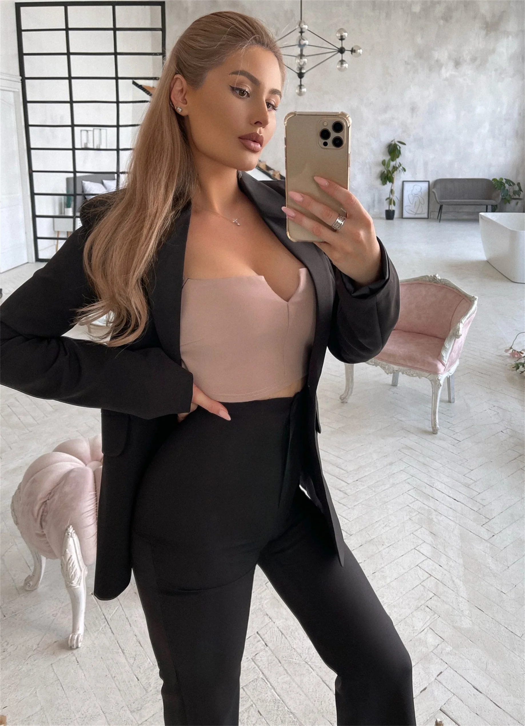 Vintage Black Women Pants Suits 2 Pieces Blazer & Slit Pants Customized Wedding Guest Suits Evening Party Prom Outfit