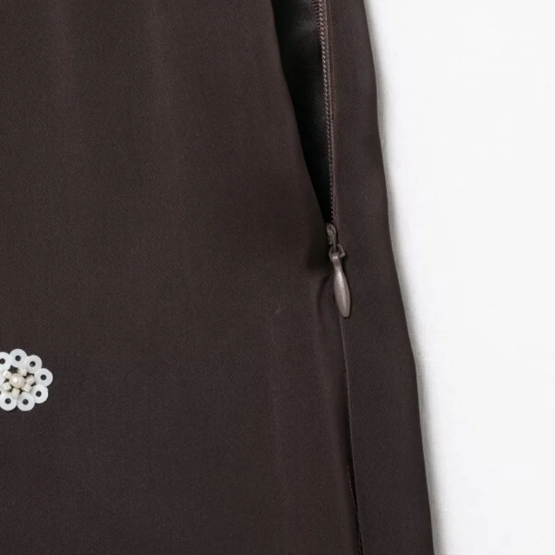 Gonna autunnale ricamata con paillettes elegante da donna per la cena, la festa, il lavoro d'ufficio, il fondo formale da lavoro