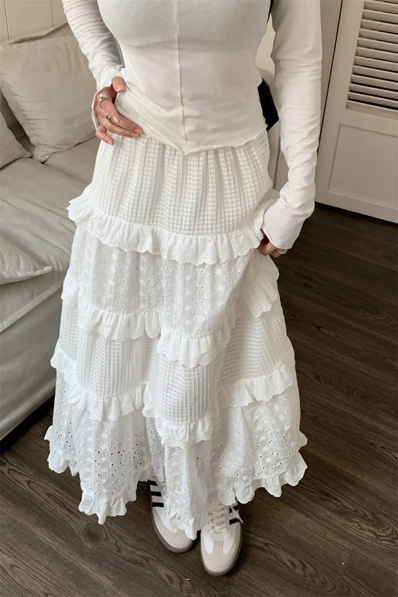 

Women Chic High Waist Lace Tiered Long Skirt Gentle Style Hook Flower Half Skirt White A-line Full Skirt Spring Autumn New 2024