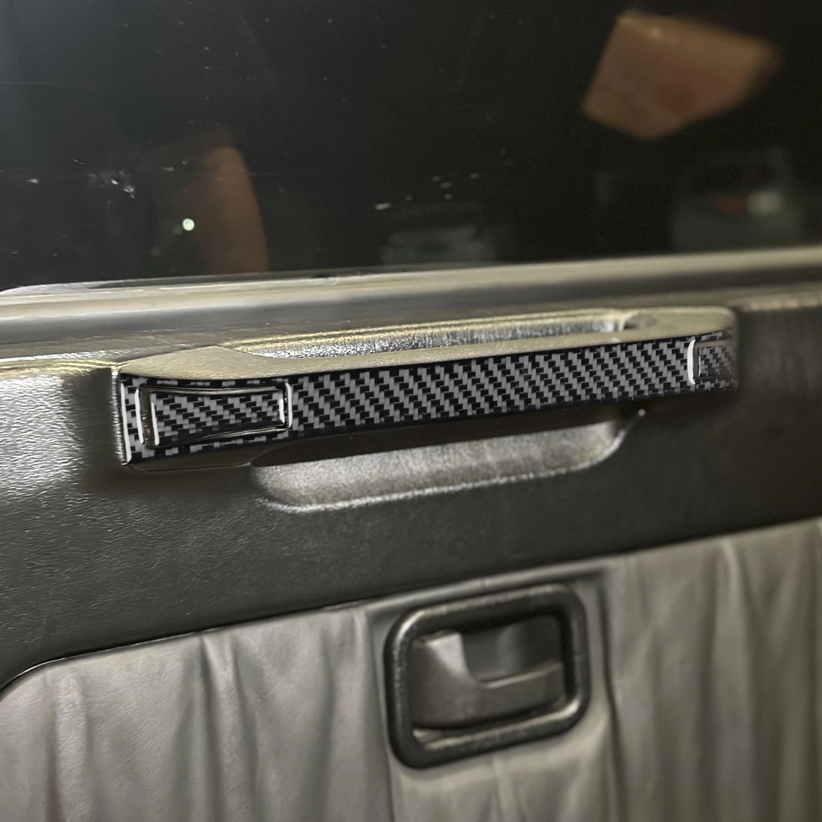 

For Benz G-Class G500 G55 W463 2004-2012 Carbon Fiber Rear Trunk Tailgate Handle Panel Decorative Cover Car Accessories Sticker