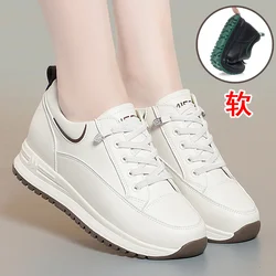 Zapatillas de correr de cuero suave para mujer, zapatos gruesos informales, cómodos para caminar, moda de primavera y otoño