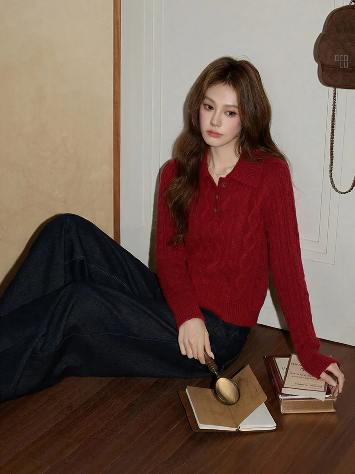 

Красный вязаный свитер женский, приталенный, базовый слой, зимний топ в корейском стиле, с пуговицами, однотонный, укороченный