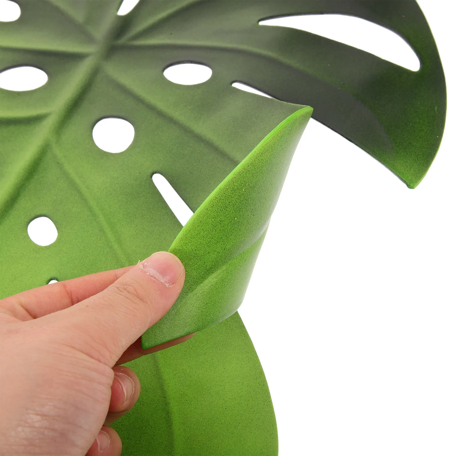 

6Pcs Anti-Slip Table Mat Insulated Placemat Artificial Leaf Shape Protection for Table Party Decor Insulated Placemat