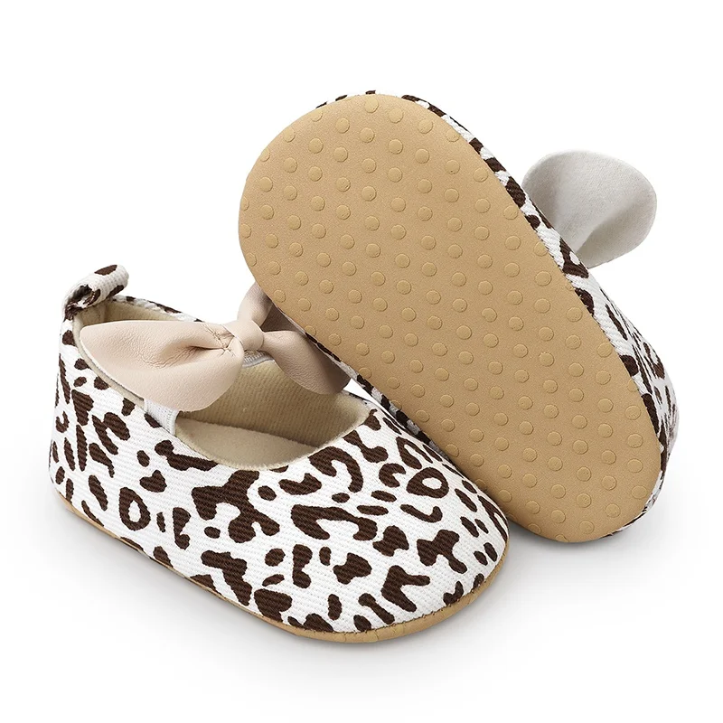 Zapatos de princesa con estampado de leopardo para niñas pequeñas, zapatos perfectos para sus primeros pasos de 0 a 15 meses, otoño