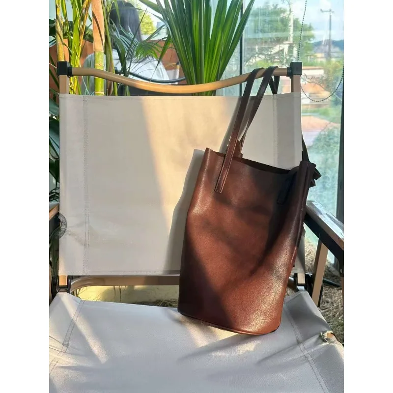 

Bucket bag women genuine leather underarm shoulder bag retro commuting bag head layer vegetable tanning cowhide bag